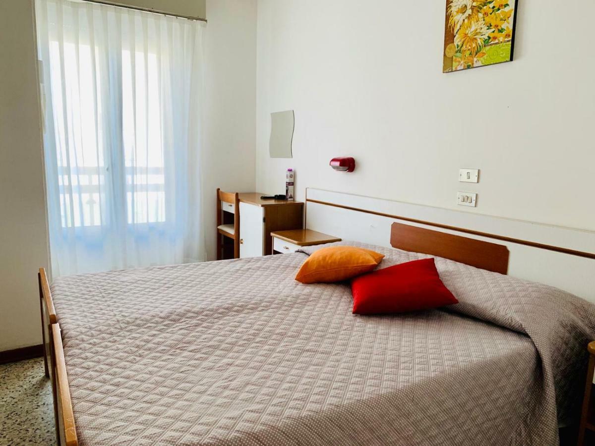 Hotel Graziana 리치오네 외부 사진